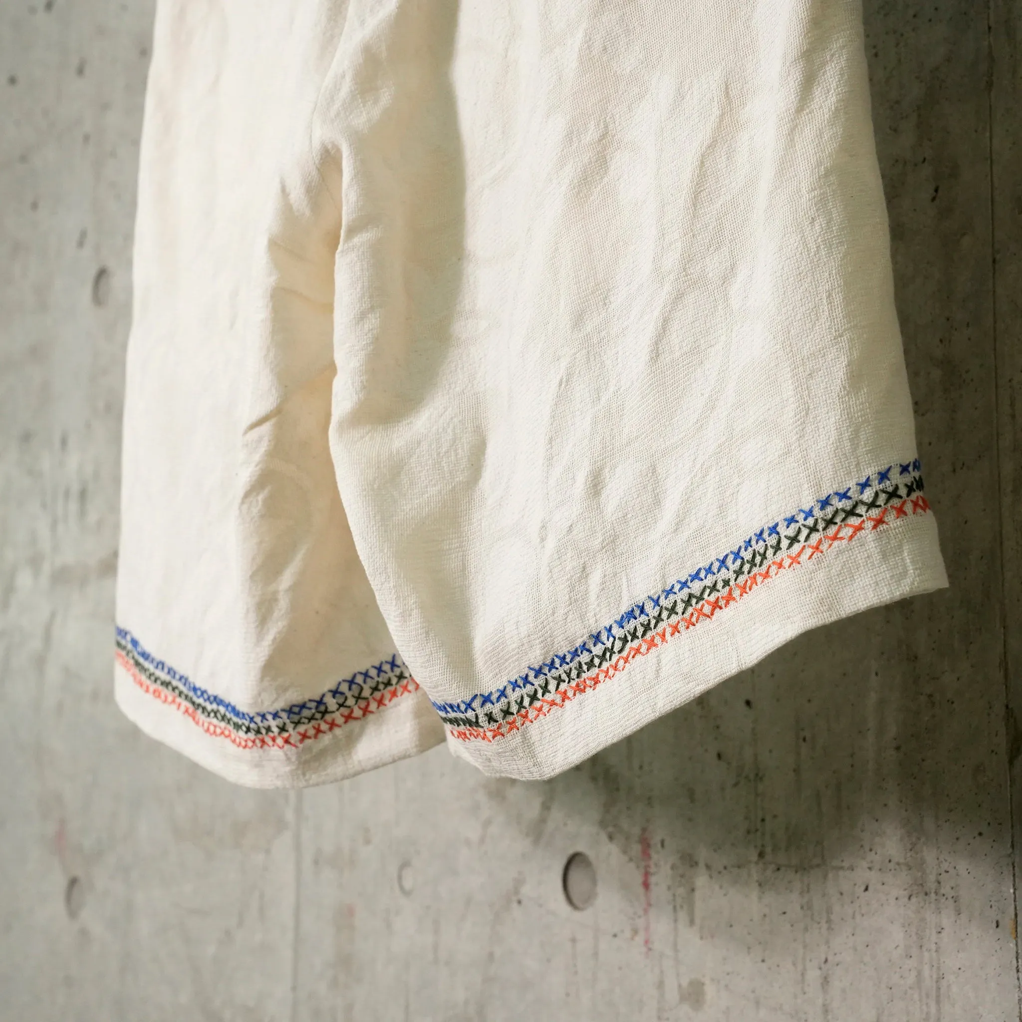 HAND EMBROIDERED DESIGN PANTS / WHITE