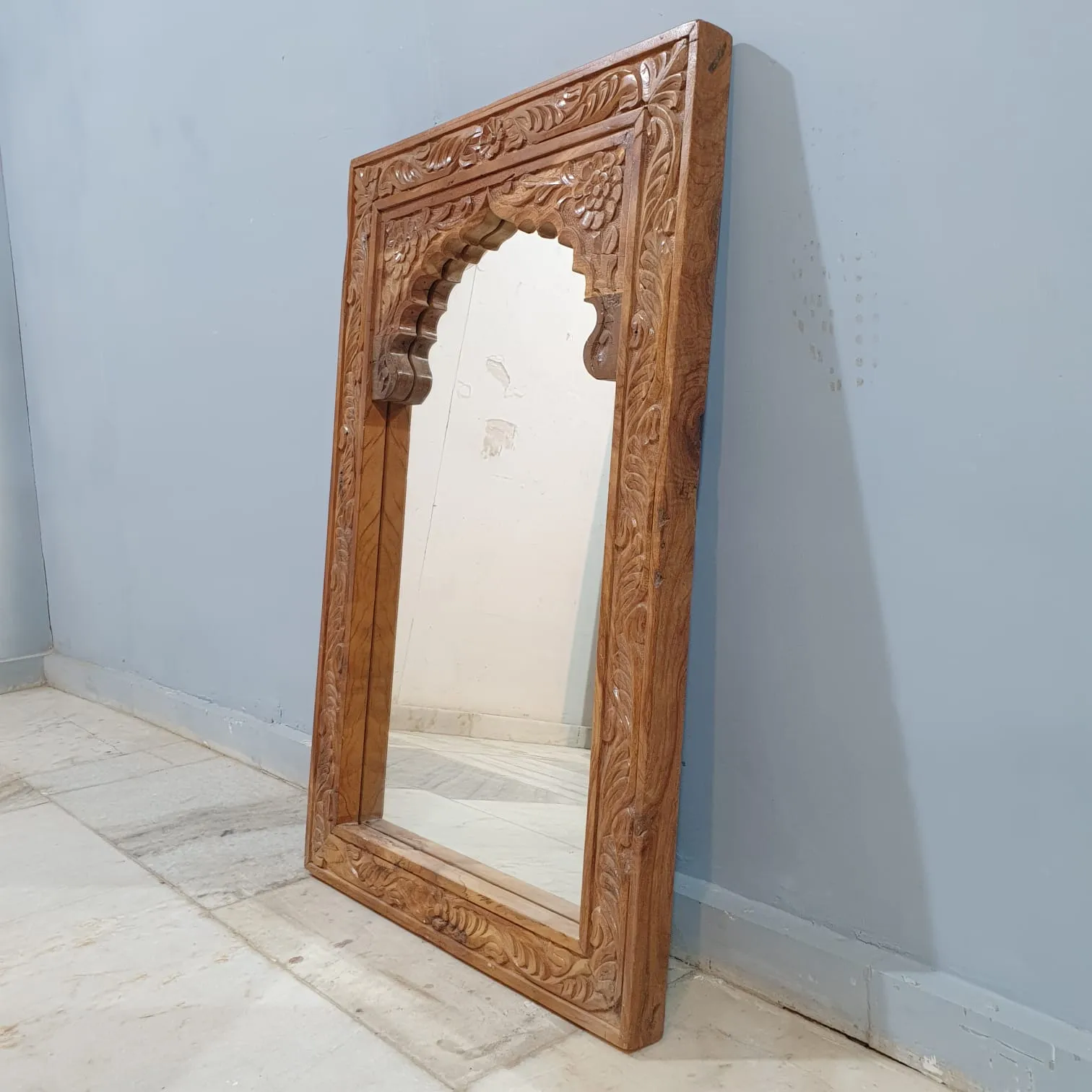 Handmade Indian Furniture Solid Hard Wood Mirror Frame Mehrab Carvings Walnut Color 60x90Cm