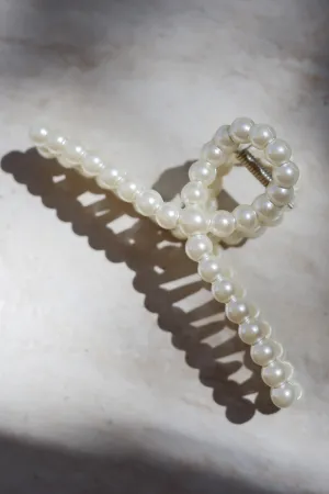 Margaret Pearl Hair Clip