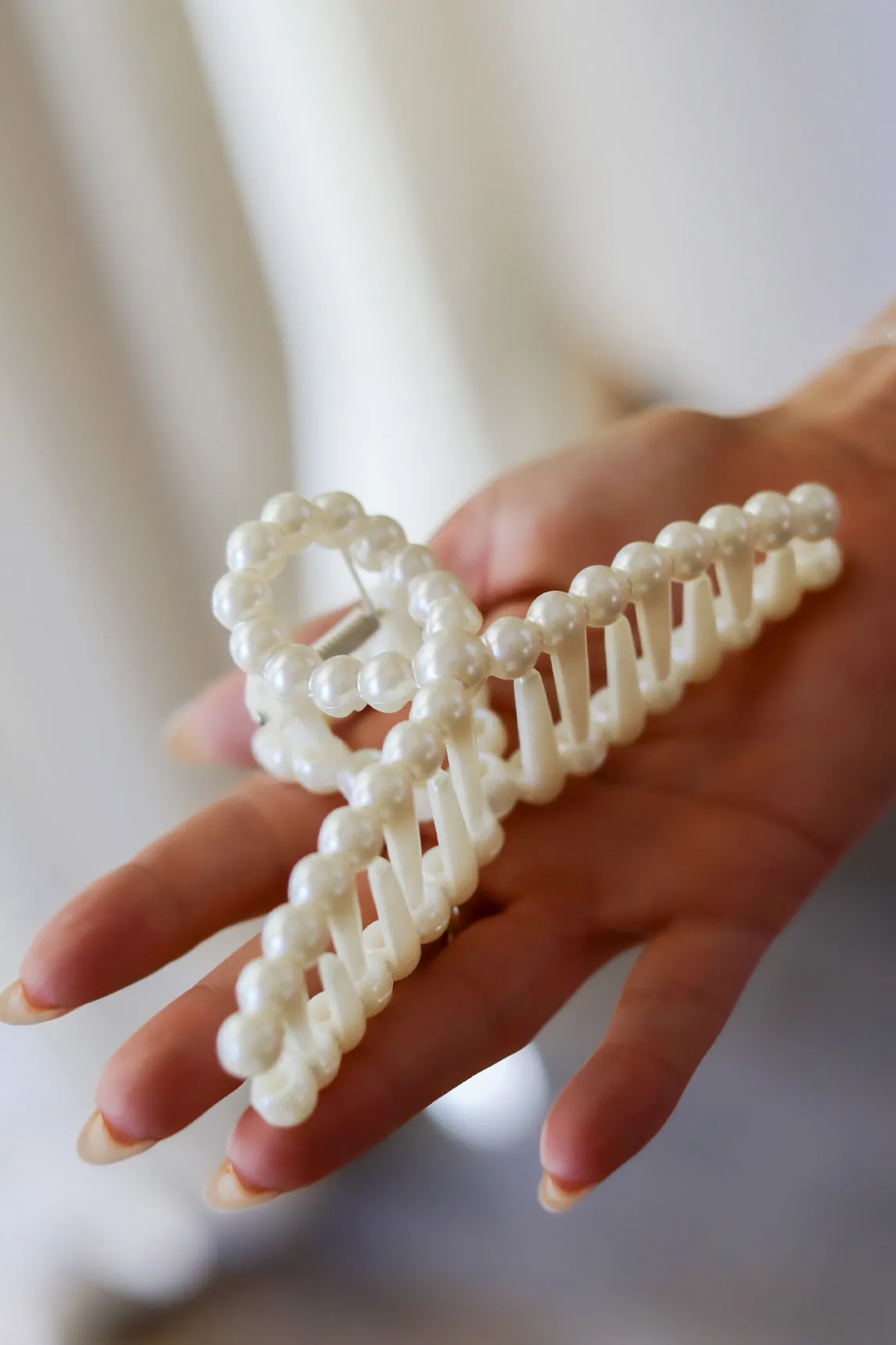Margaret Pearl Hair Clip