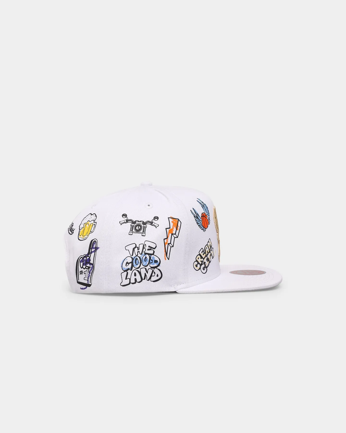 Mitchell & Ness Milwaukee Bucks 'Hand Drawn' Original Fit Snapback White