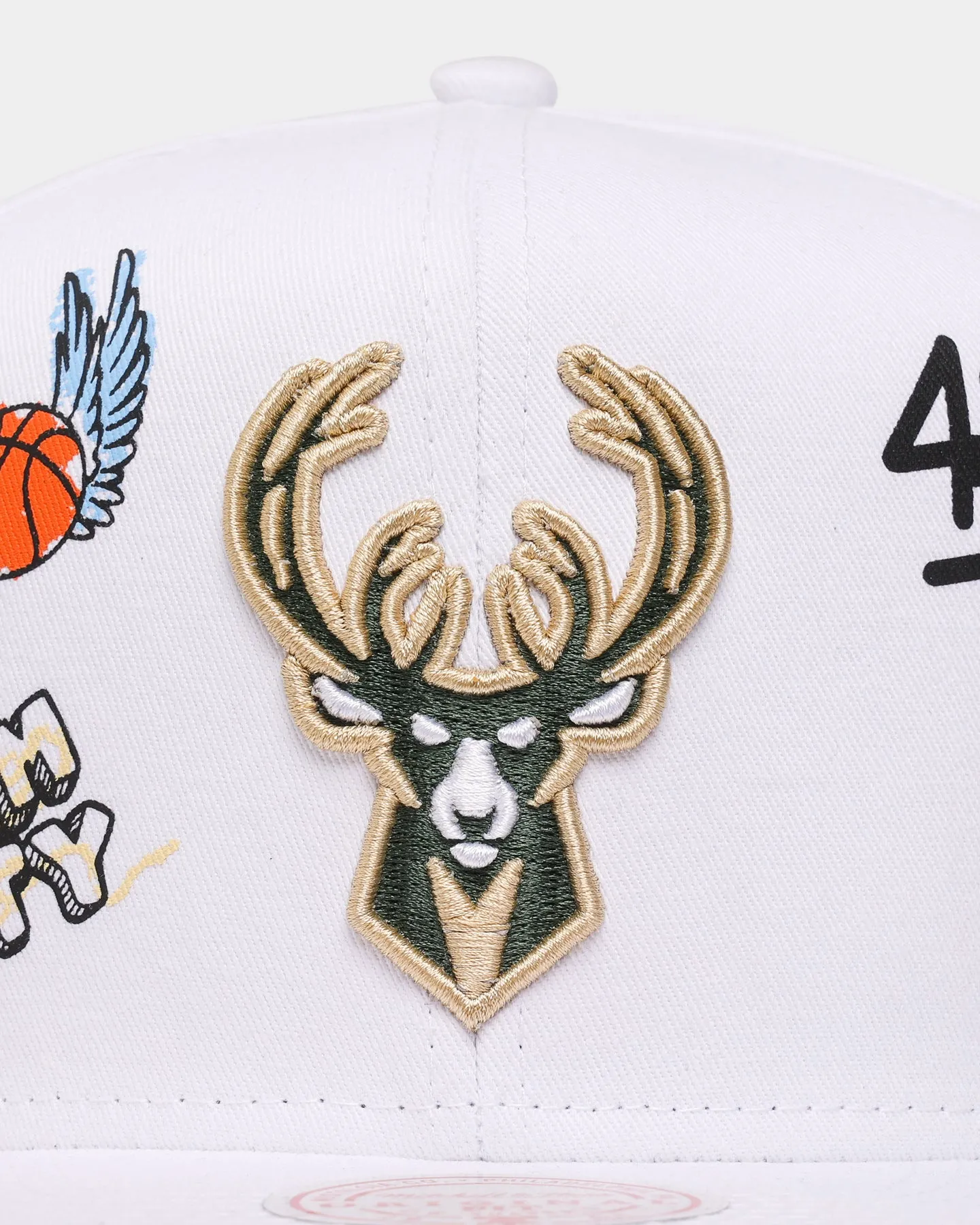 Mitchell & Ness Milwaukee Bucks 'Hand Drawn' Original Fit Snapback White