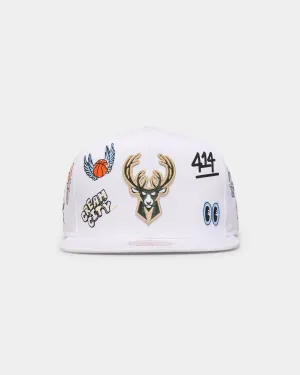 Mitchell & Ness Milwaukee Bucks 'Hand Drawn' Original Fit Snapback White