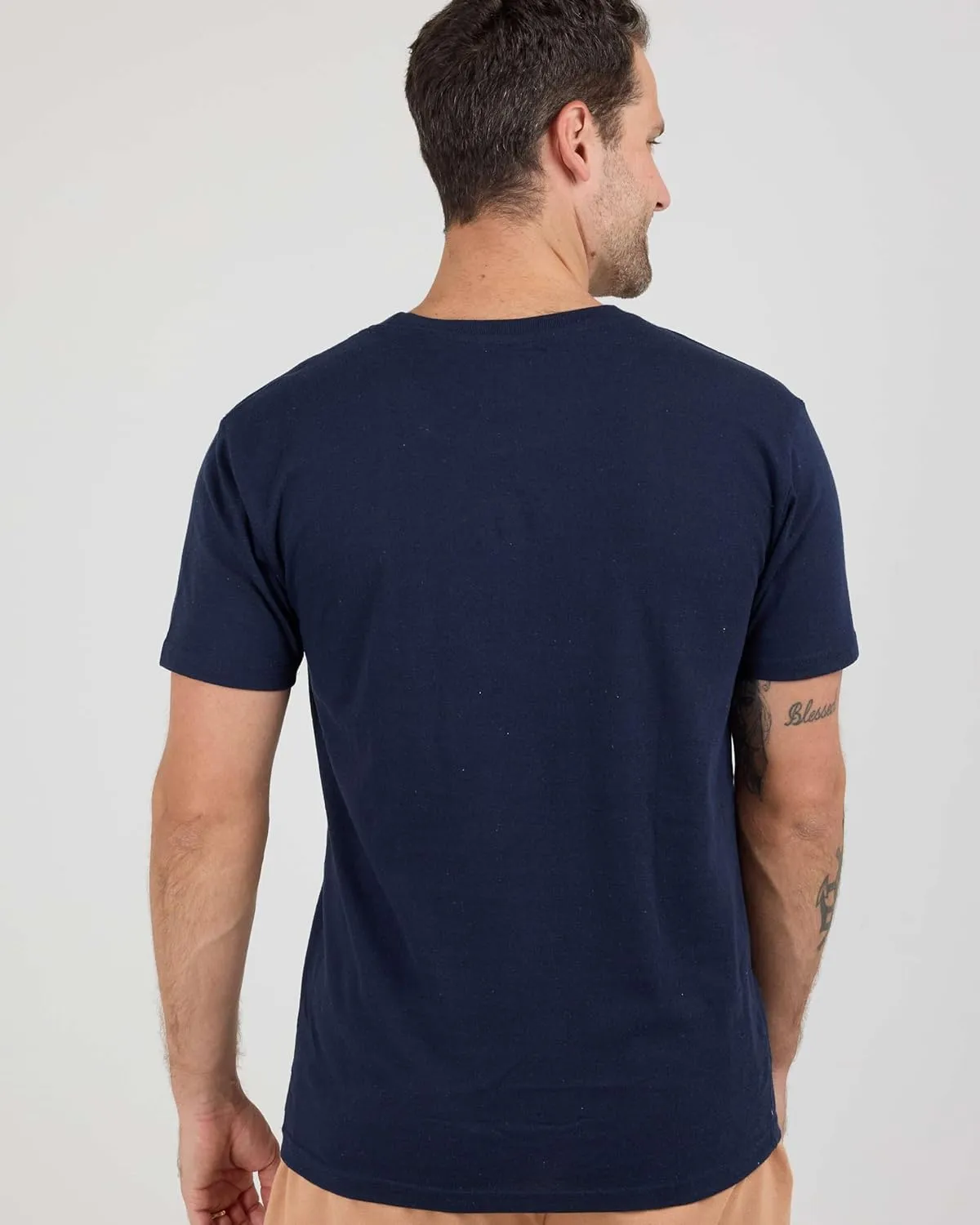 Real Essentials 4 Pack: Men's Cotton Performance Short Sleeve Crew Neck Pocket T-Shirt Athletic Top (Available in Big & Tall)