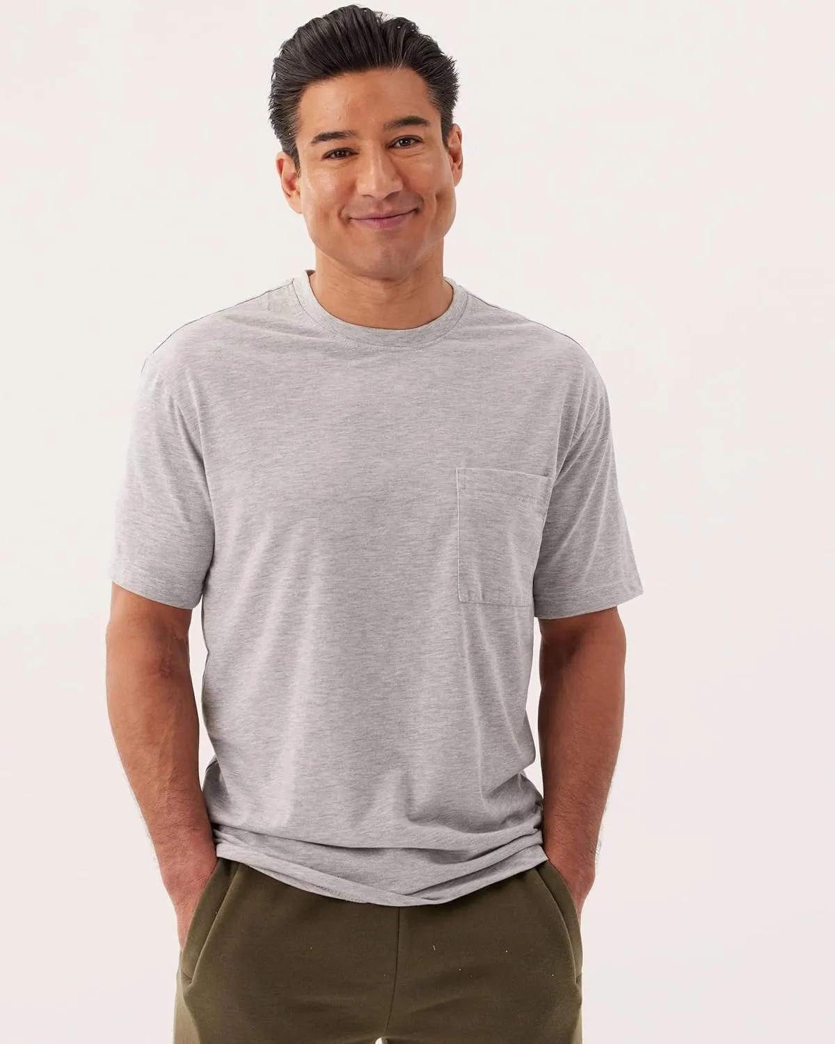 Real Essentials 4 Pack: Men's Cotton Performance Short Sleeve Crew Neck Pocket T-Shirt Athletic Top (Available in Big & Tall)
