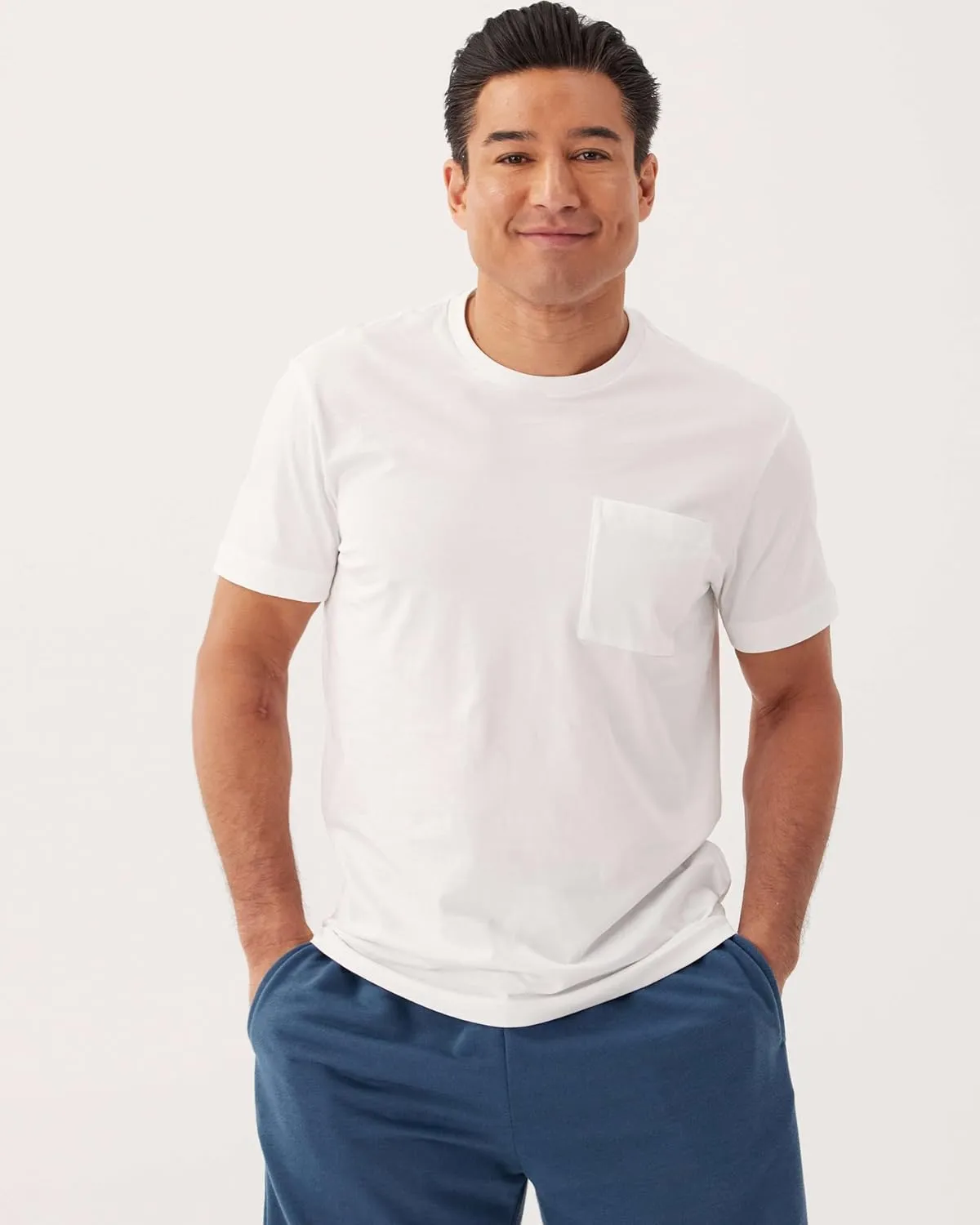Real Essentials 4 Pack: Men's Cotton Performance Short Sleeve Crew Neck Pocket T-Shirt Athletic Top (Available in Big & Tall)