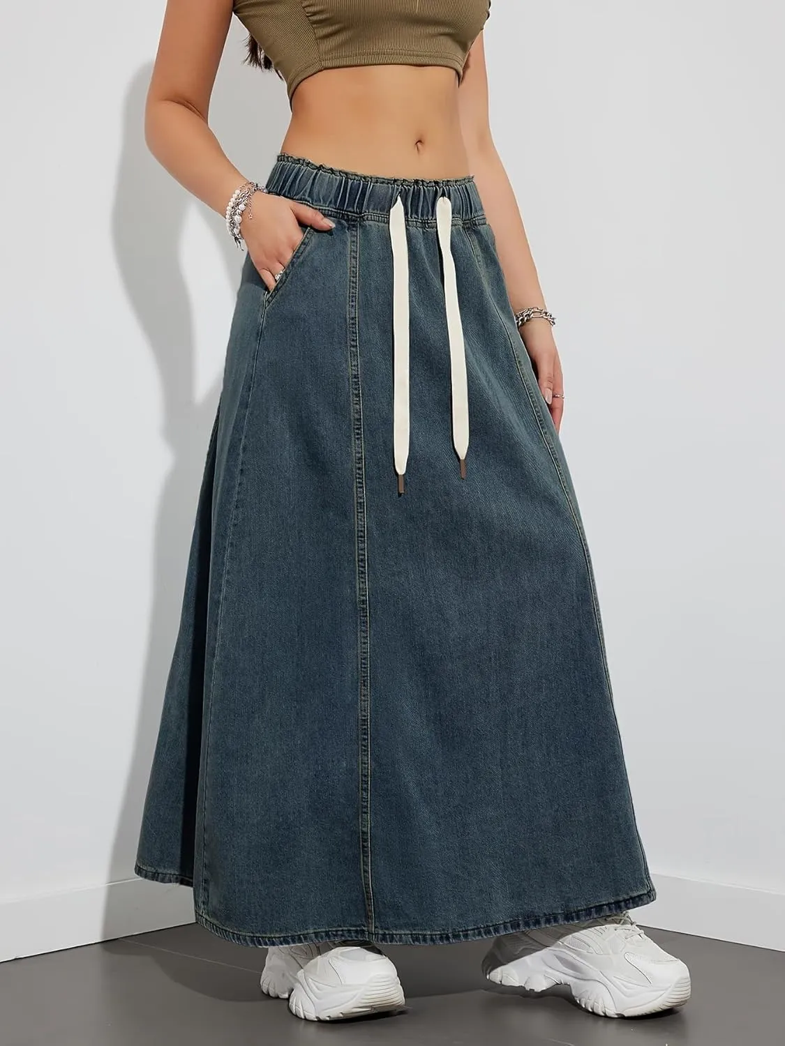 Women's Retro Flared Long Jean Skirt-High Waist Button Front, Pleated Flowy Swing Maxi Skirt in Classic Denim Wash