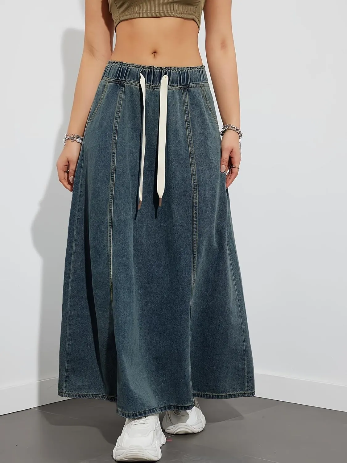 Women's Retro Flared Long Jean Skirt-High Waist Button Front, Pleated Flowy Swing Maxi Skirt in Classic Denim Wash