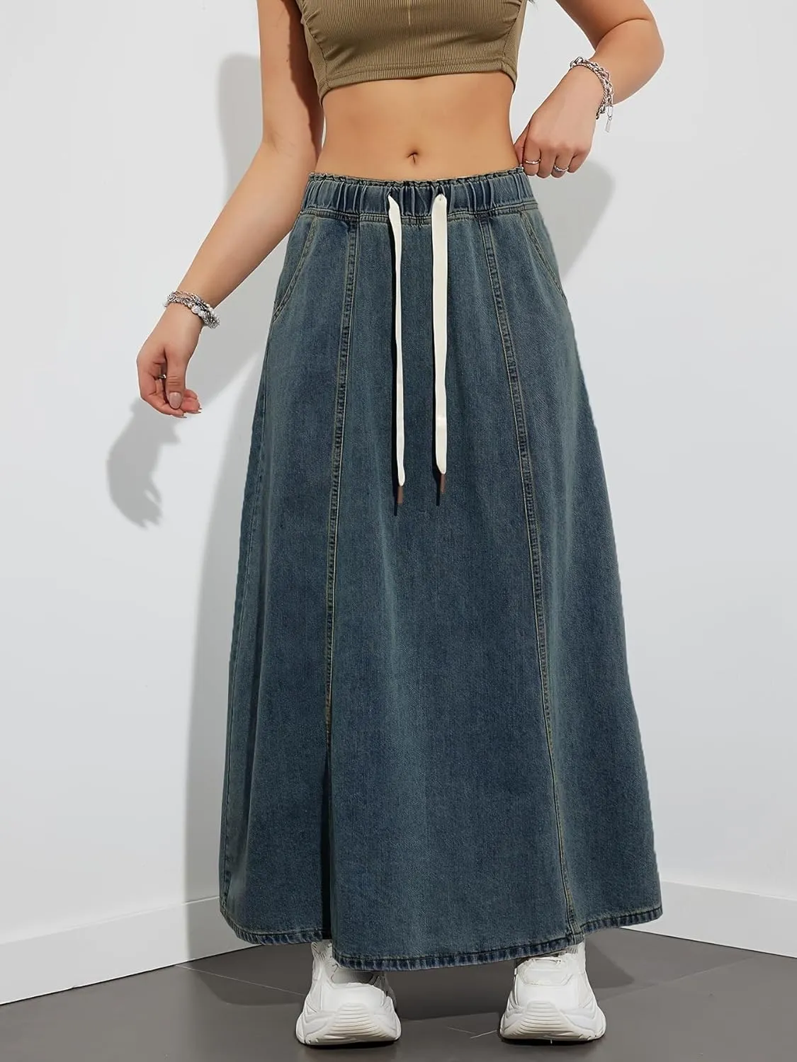 Women's Retro Flared Long Jean Skirt-High Waist Button Front, Pleated Flowy Swing Maxi Skirt in Classic Denim Wash